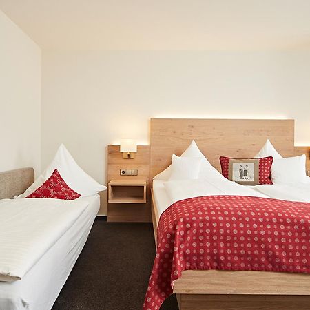 Landhotel Mohren Шварценбах Экстерьер фото