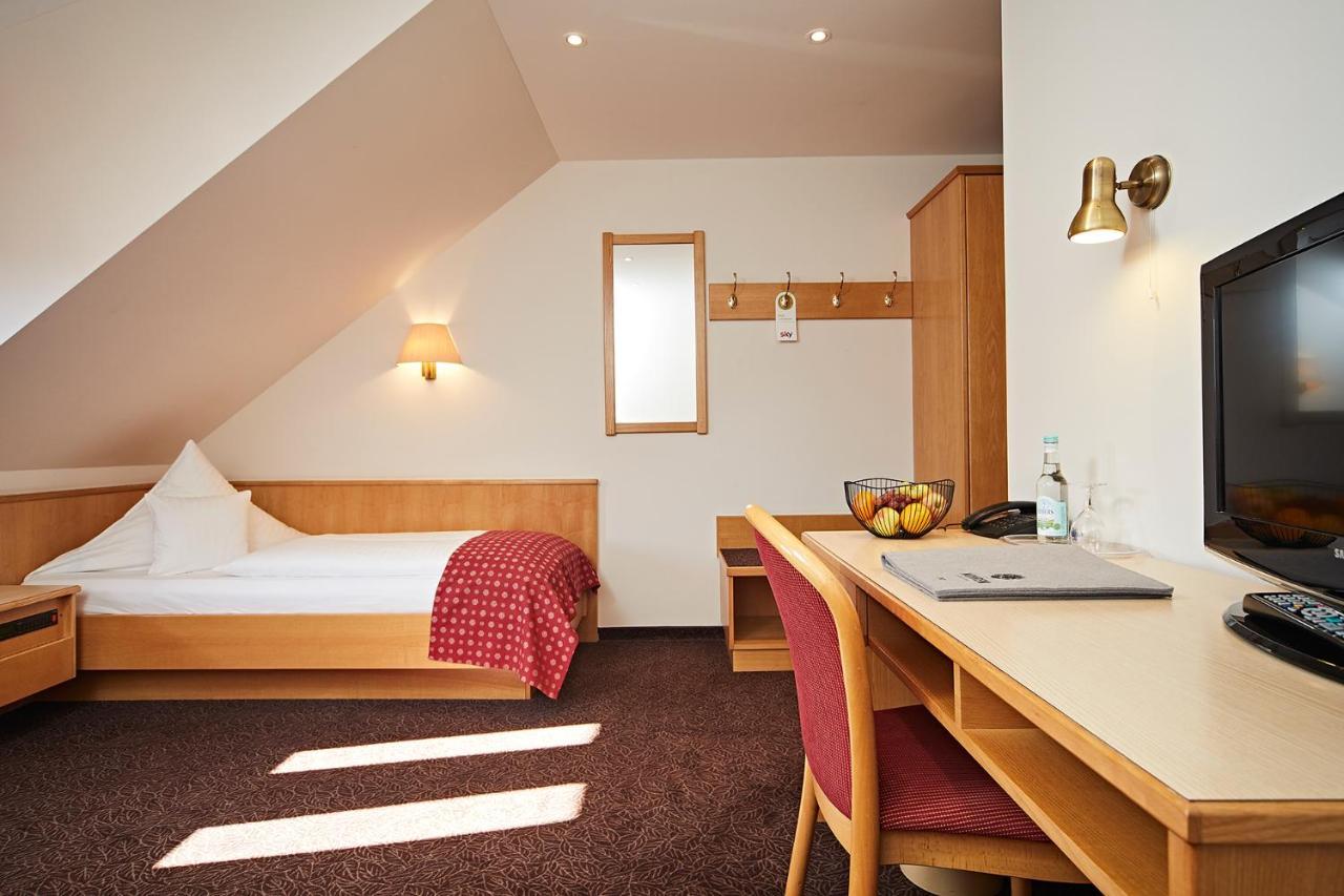 Landhotel Mohren Шварценбах Экстерьер фото