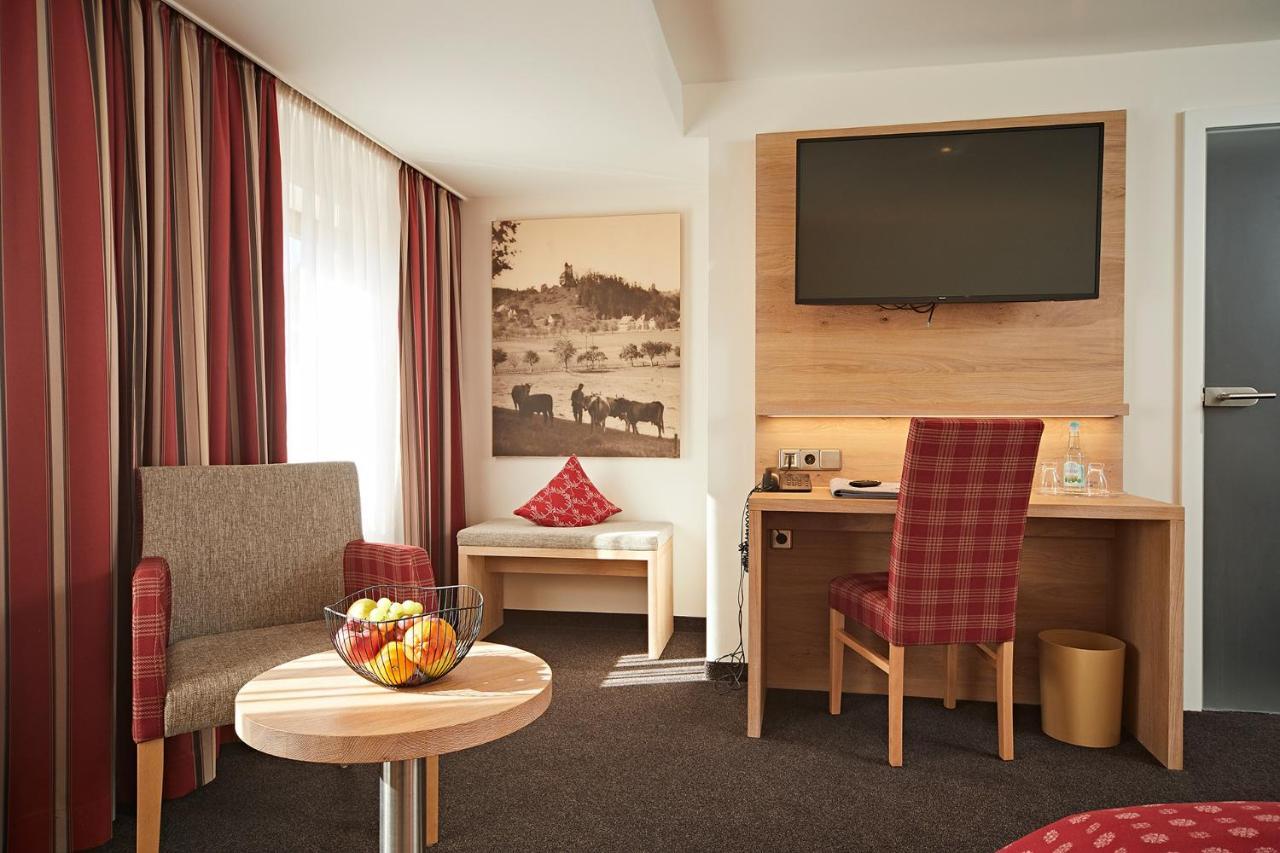 Landhotel Mohren Шварценбах Экстерьер фото