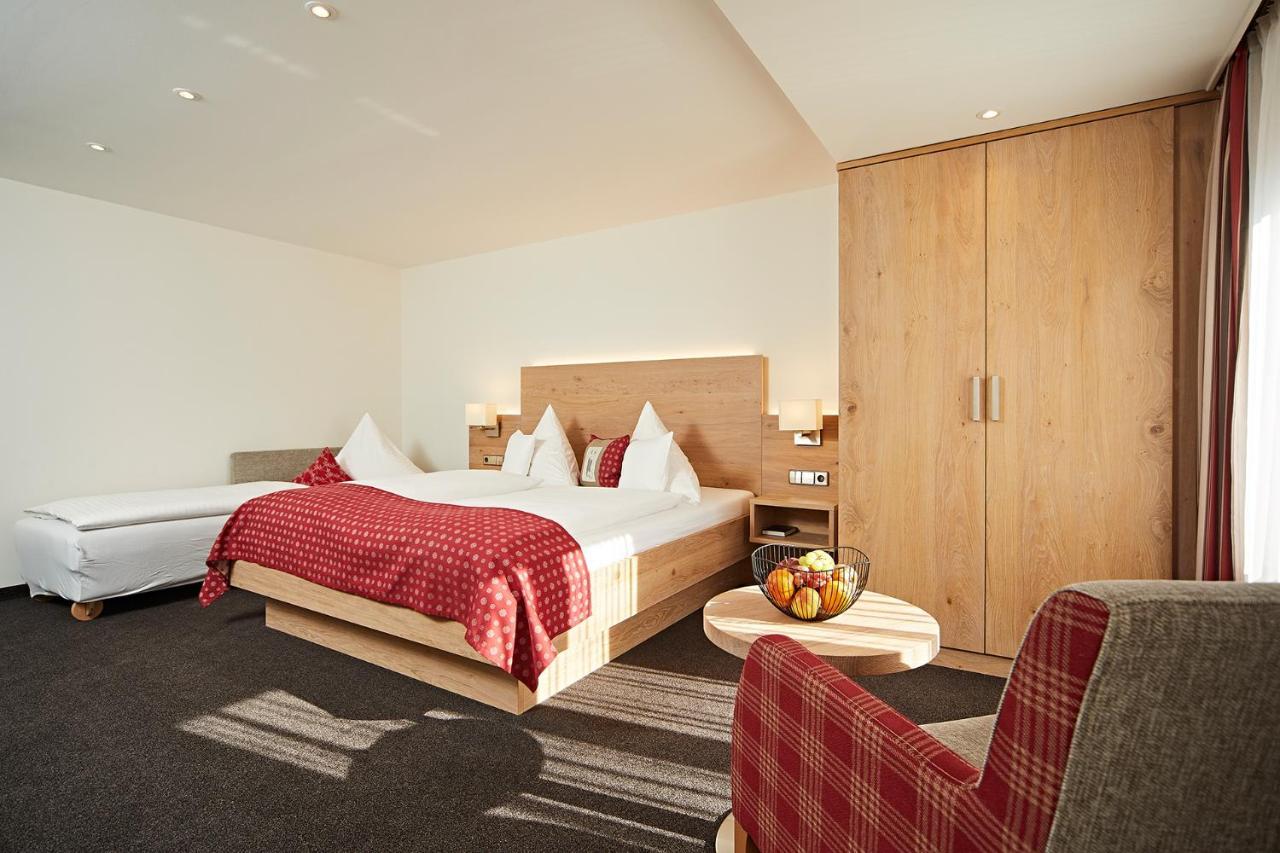 Landhotel Mohren Шварценбах Экстерьер фото