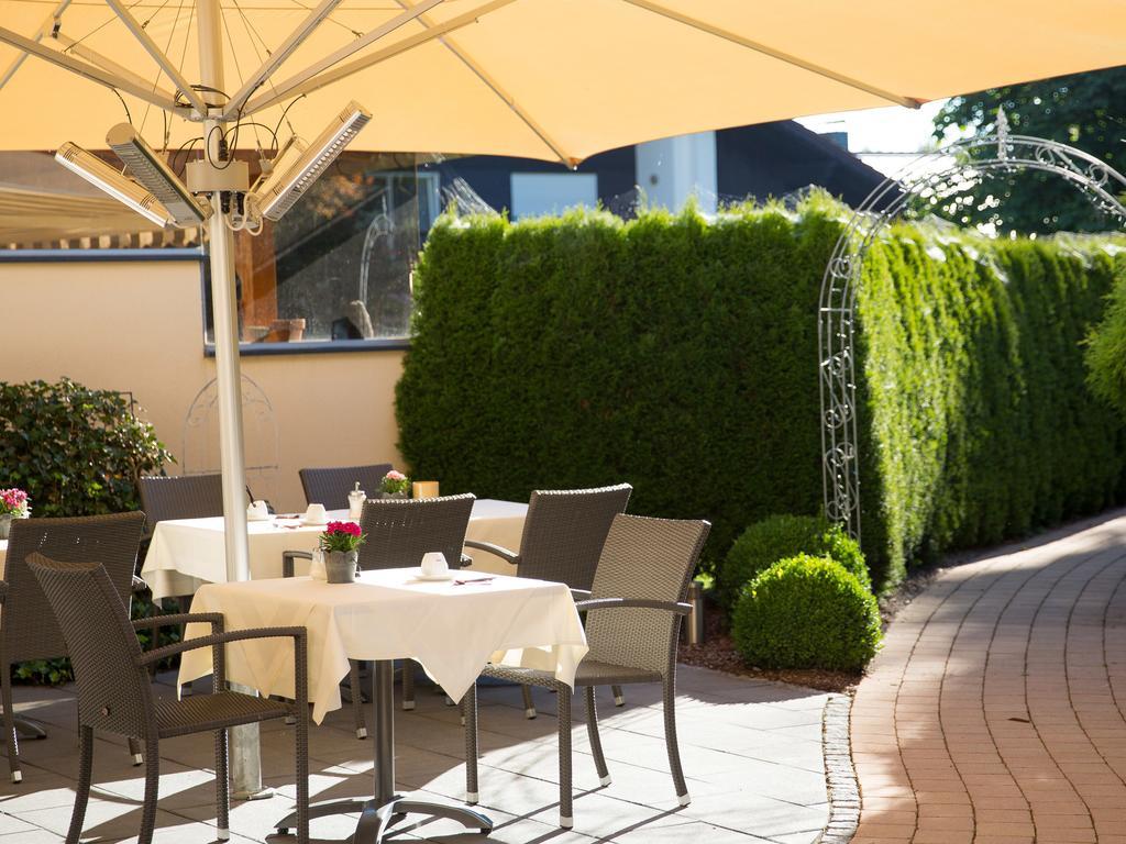 Landhotel Mohren Шварценбах Экстерьер фото