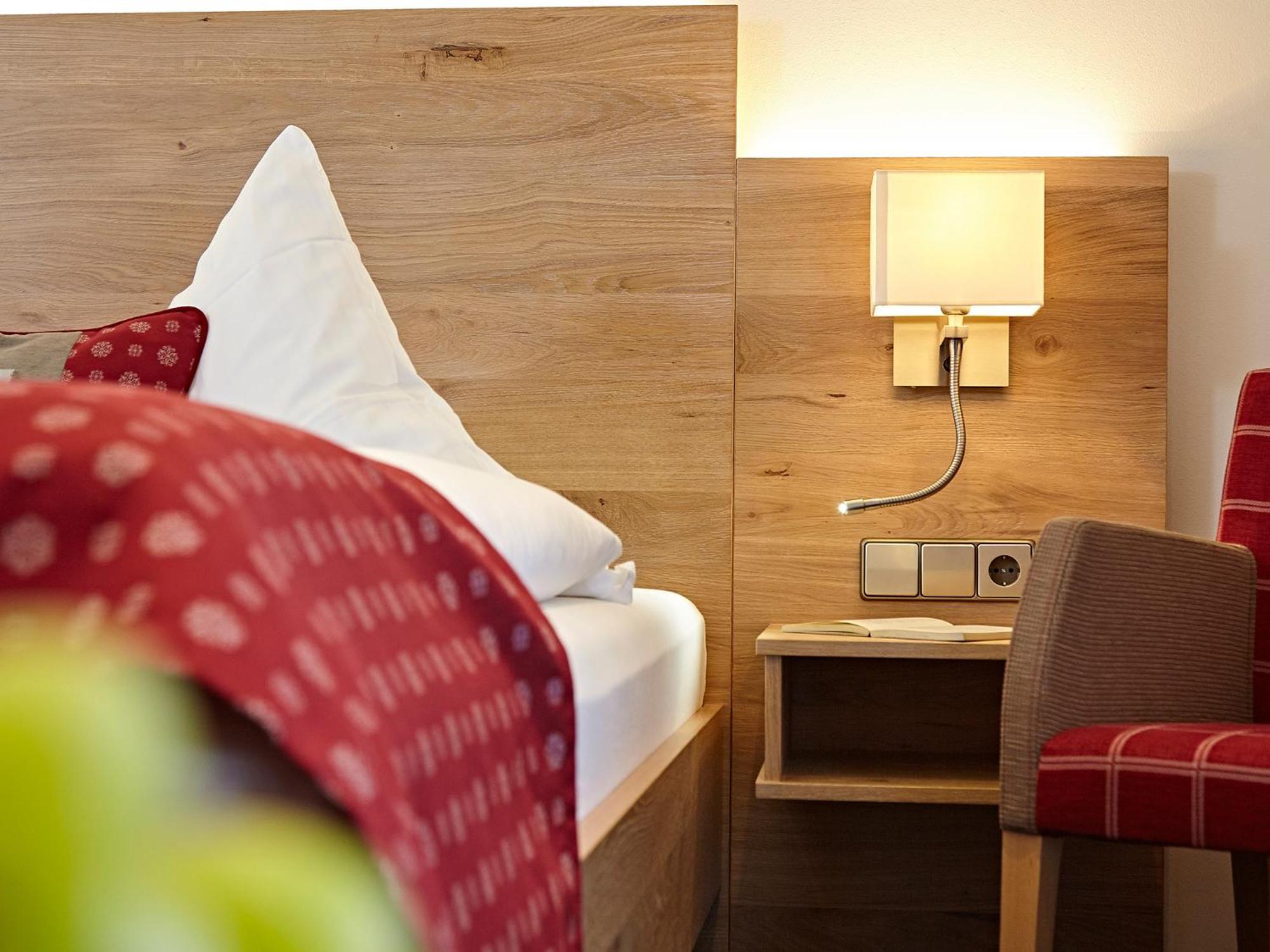 Landhotel Mohren Шварценбах Экстерьер фото