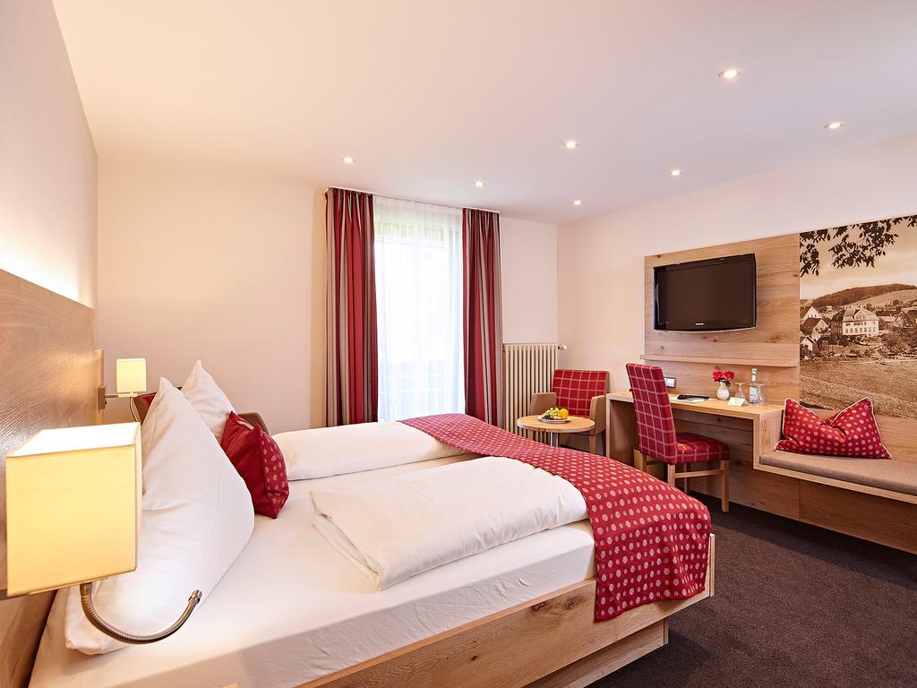 Landhotel Mohren Шварценбах Экстерьер фото